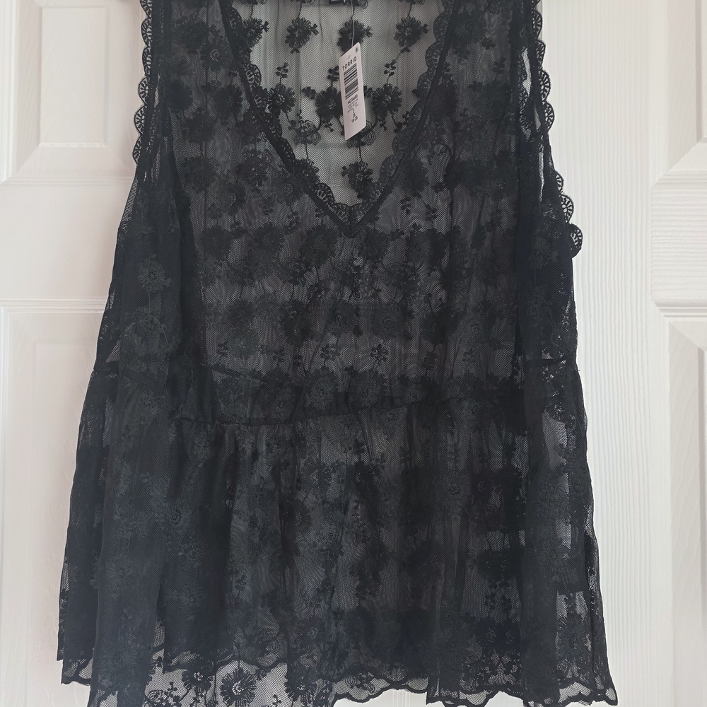 torrid Black Floral Lace V-Neck Camisole